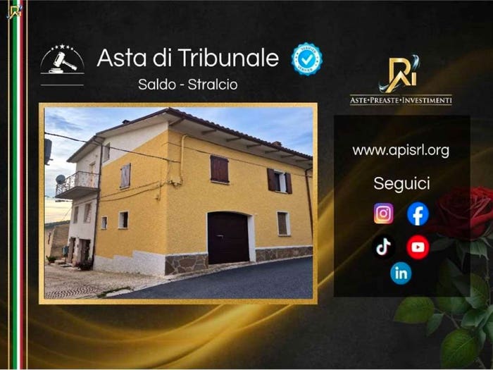 Appartamento quadrilocale in vendita in Frazione Villa Torre, Torre, Cingoli