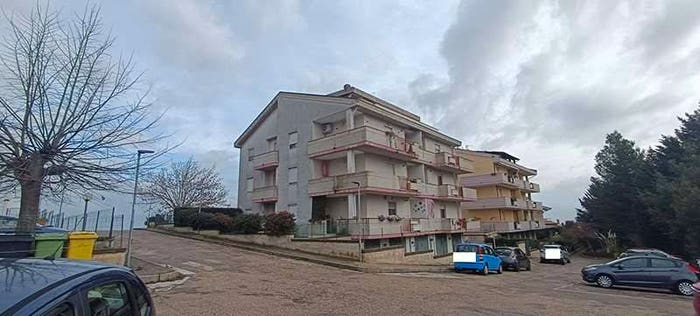 Appartamento con 6 locali in vendita in Via Fonte Canale, Atri