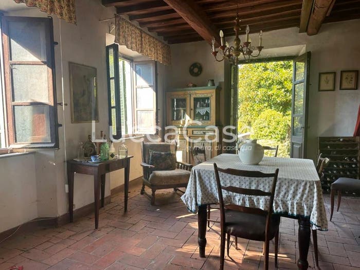 Casa con 6 locali in vendita in Via Roma, Centro, Borgo a Mozzano