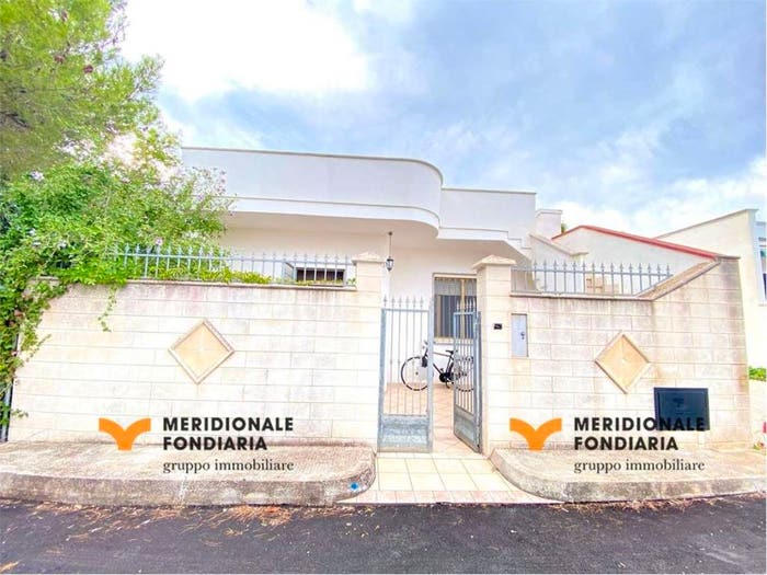 Casa con 6 locali in vendita in Via H, Torre Lapillo, Porto Cesareo