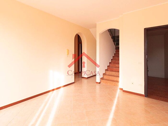 Appartamento trilocale in vendita in Via XX Settembre Moglia MN Italia, Centro, Moglia