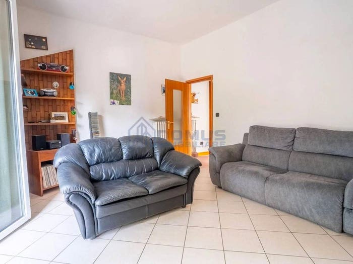 Appartamento trilocale in vendita in Via Aleardo Aleardi, Orologio, Reggio Emilia