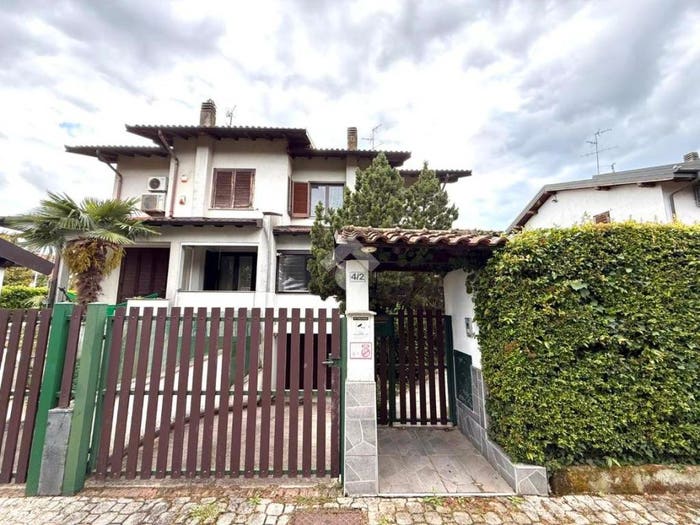 Casa con 5 locali in vendita in Via Leonardo Da Vinci, Centro, Noviglio