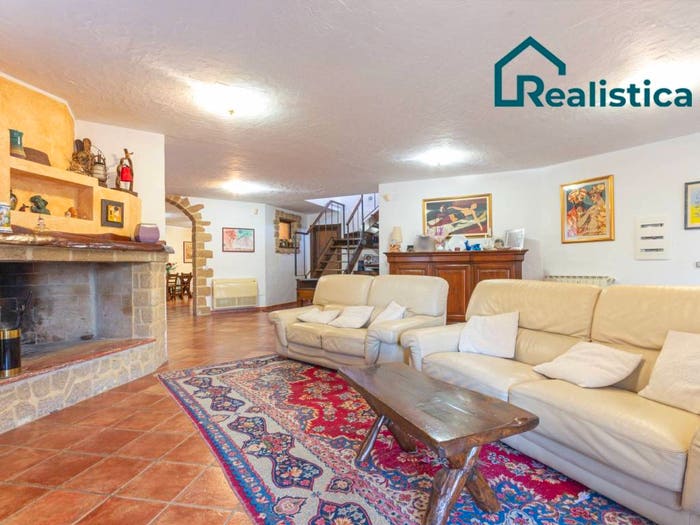 Casa con 6 locali in vendita in SSbis, Pivarada, Alghero