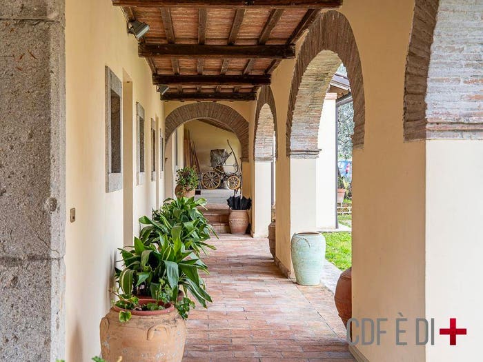 Casa con 6 locali in vendita in Strada Flaminia, Otricoli