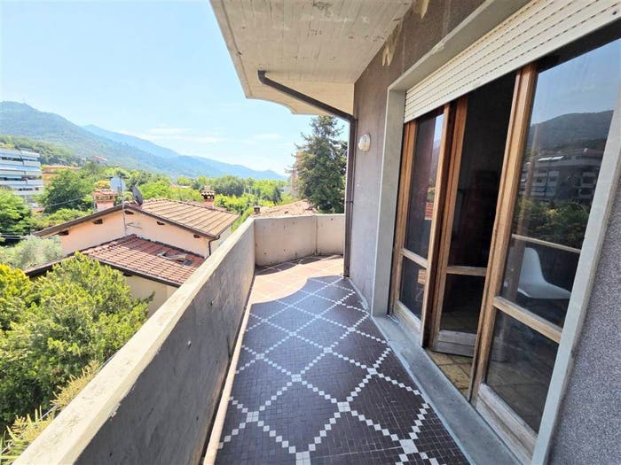 Appartamento con 5 locali in vendita in Rinchiostra Quercioli, Massa