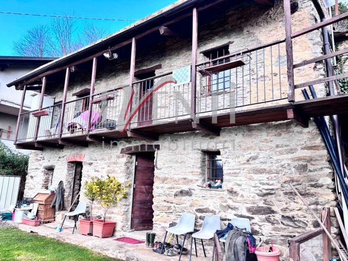 Casa trilocale in vendita in Via Massera, Prarostino