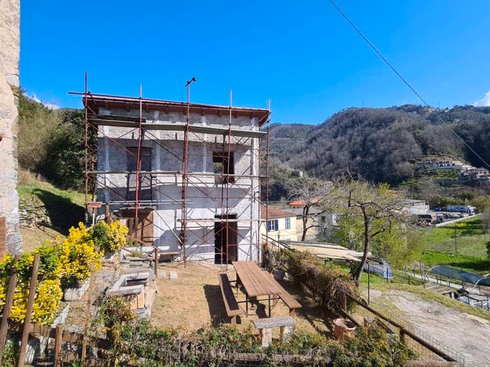 Casa monolocale in vendita in LOC SCARUGLIA, San Colombano Certenoli