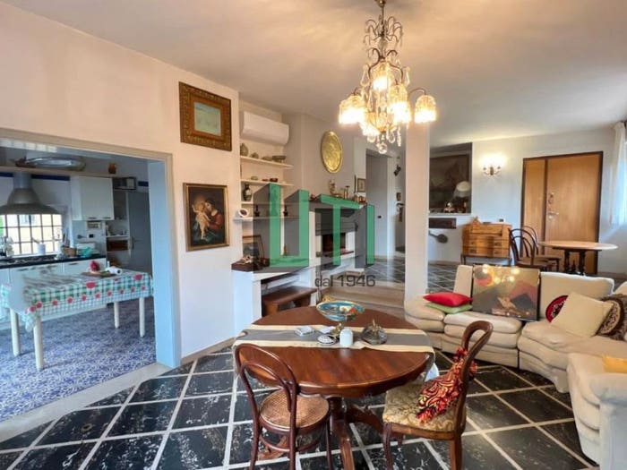 Appartamento con 5 locali in vendita in Via Carlo Borrani, Centro, Bagno a Ripoli