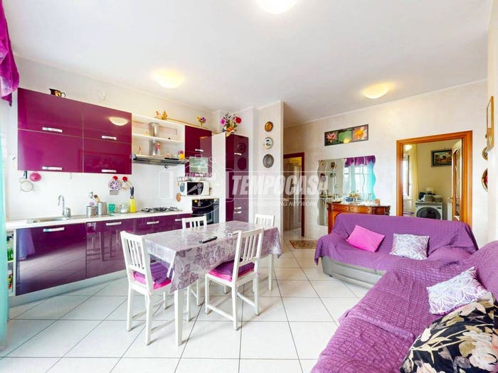 Appartamento quadrilocale in vendita in Via Montegrappa, Centro, Orbassano
