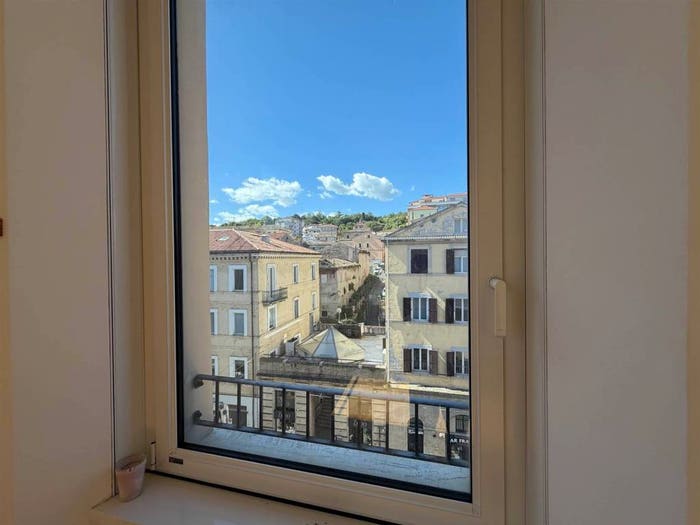 Appartamento trilocale in vendita in Corsi, Ancona