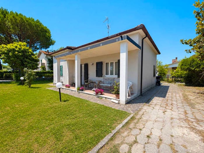 Casa con 6 locali in vendita in Via Bova, Centro, Cervia