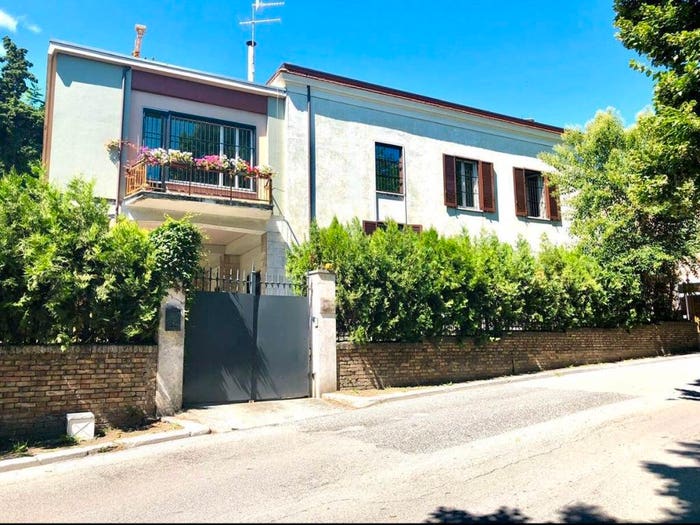 Casa con 6 locali in vendita in Via Maggio, Centro, Giulianova