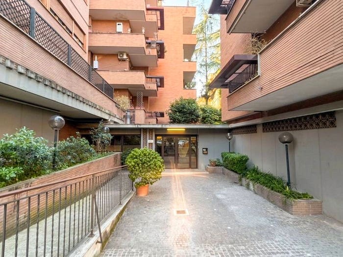 Appartamento bilocale in vendita in Via Mario Fani, Camilluccia Farnesina, Roma