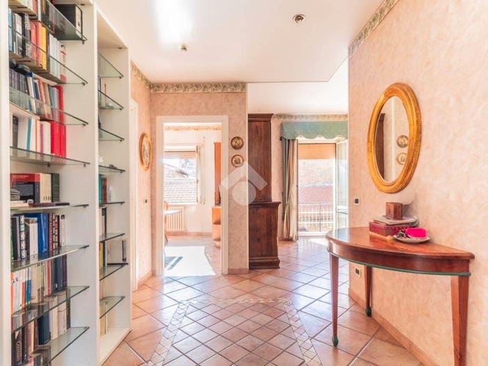 Appartamento con 6 locali in vendita in Via giorgina, Centro, Blera
