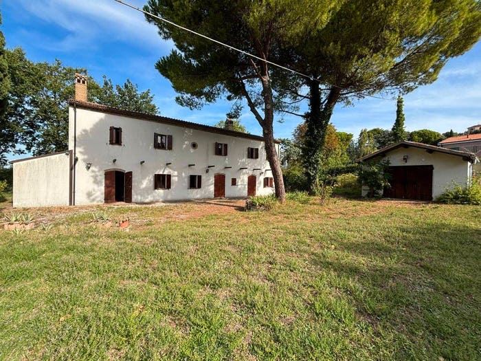 Casa con 6 locali in vendita in Strada Provinciale Novilara Fenile, Fenile Carignano, Fano
