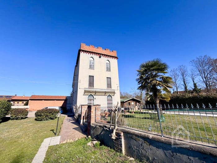 Casa quadrilocale in vendita in Strada Statale TorinoMilano, Rocca, Villareggia