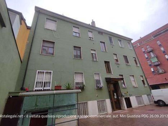 Appartamento con 5 locali in vendita in Via Giovanni Paradisi, Crescenzago, Milano