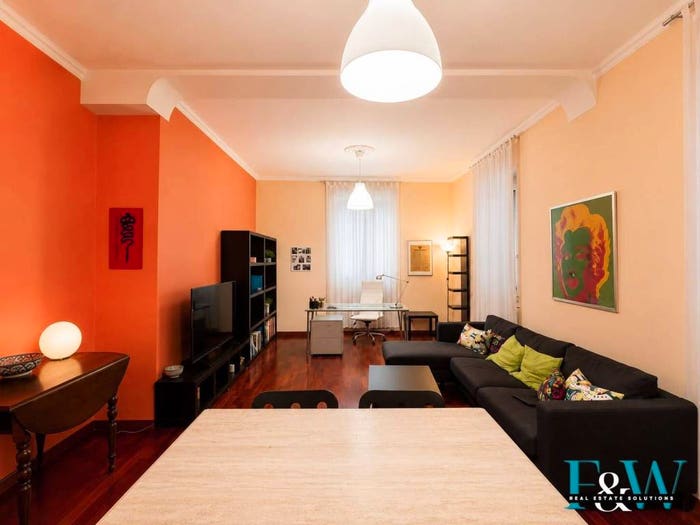 Appartamento trilocale in vendita in Piazzale Medaglie d'Oro, Porta Romana Medaglie d'Oro, Milano