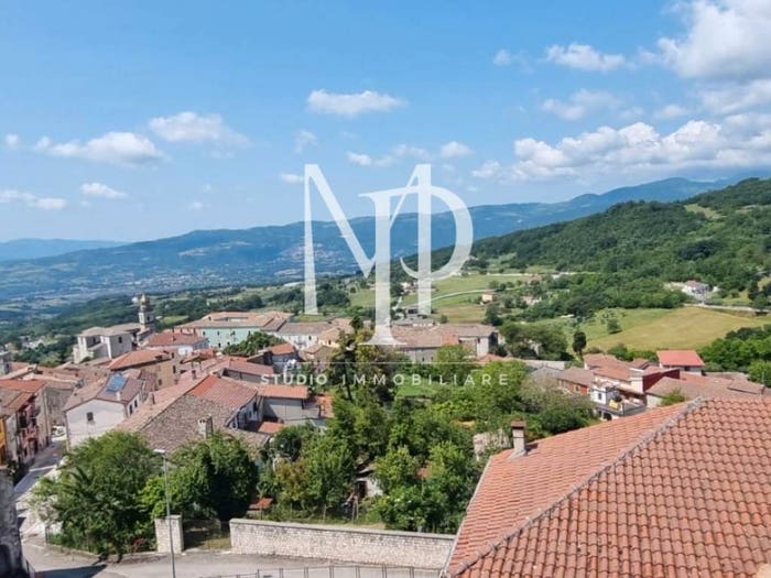 Casa con 6 locali in vendita in Vico Colle Amaro, Santa Croce del Sannio