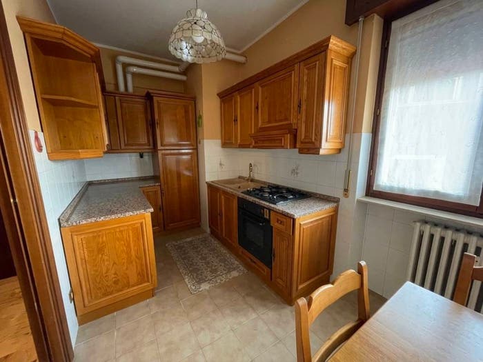 Appartamento trilocale in vendita in Via Clateo Castellini, Melegnano