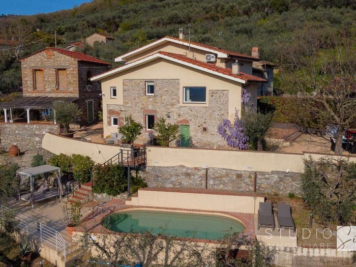 Casa con 6 locali in vendita in Via del Vaticano, Monsummano Terme