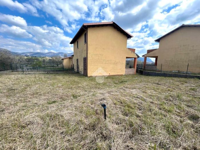 Casa bilocale in vendita in Vocabolo Casanova, Montecastrilli