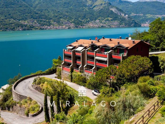 Appartamento bilocale in vendita in Via Pietro Badoglio, Centro, Dervio