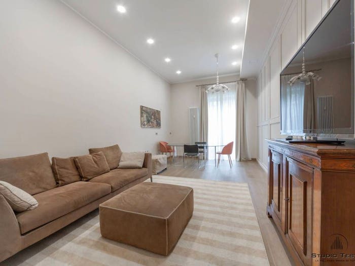 Appartamento bilocale in vendita in Viale Luigi Majno, Palestro, Milano