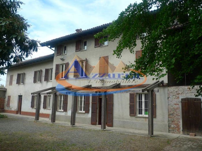 Casa con 6 locali in vendita in Via Strada Vecchia, Casal Cermelli