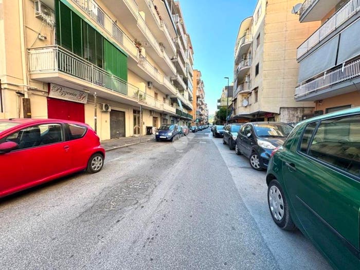 Appartamento bilocale in vendita in Via sandro botticelli, Pianura, Napoli