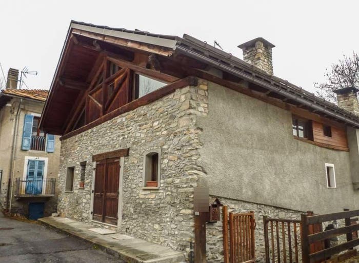 Appartamento quadrilocale in vendita in Via la Rho, Centro, Bardonecchia