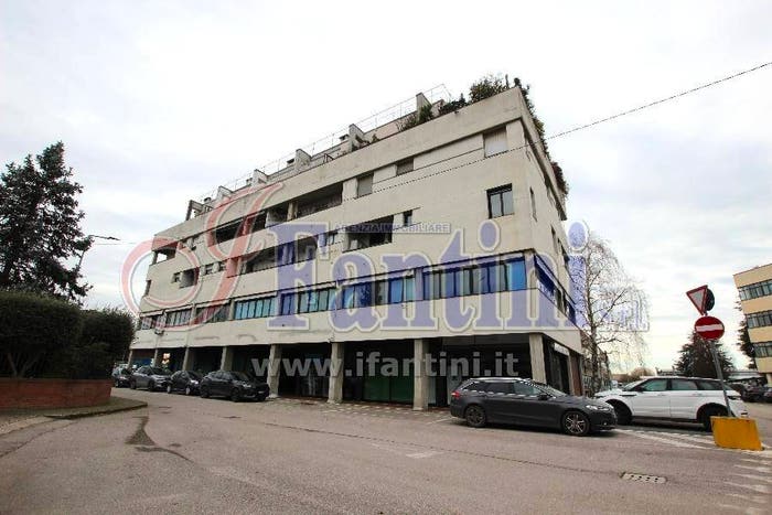 Appartamento quadrilocale in vendita in Via della Corte, San Vitale Grande, Calderara di Reno