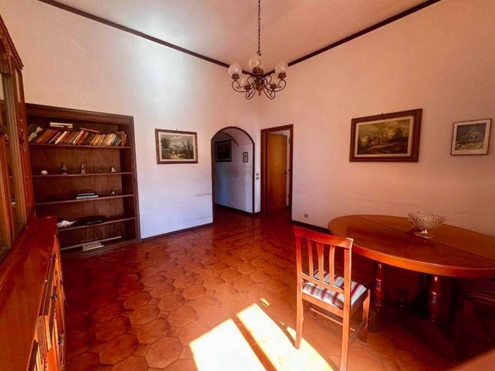 Appartamento trilocale in vendita in Viale San Francesco d'Assisi, Centro, Ronciglione