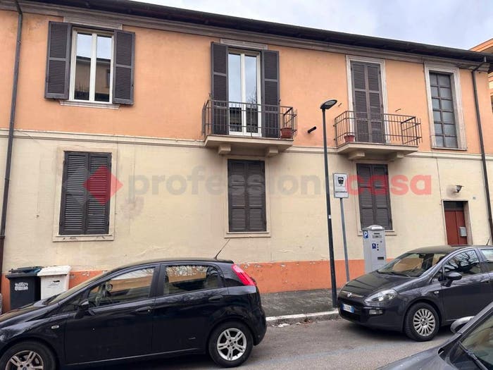 Casa con 5 locali in vendita in Via Monsignor Bagnoli, Centro, Avezzano