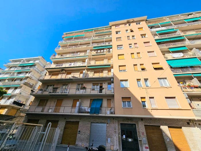 Appartamento bilocale in vendita in Via Giovanni Guglielmo Longo, Pegli, Genova