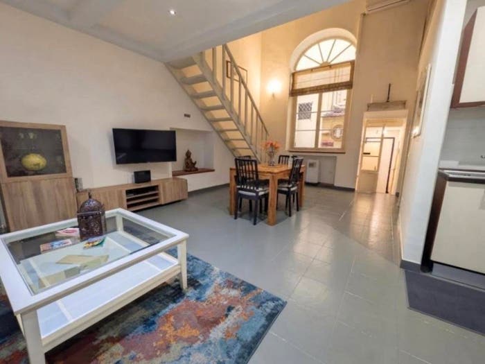 Appartamento trilocale in vendita in Piazza Santo Spirito, Santo Spirito, Firenze