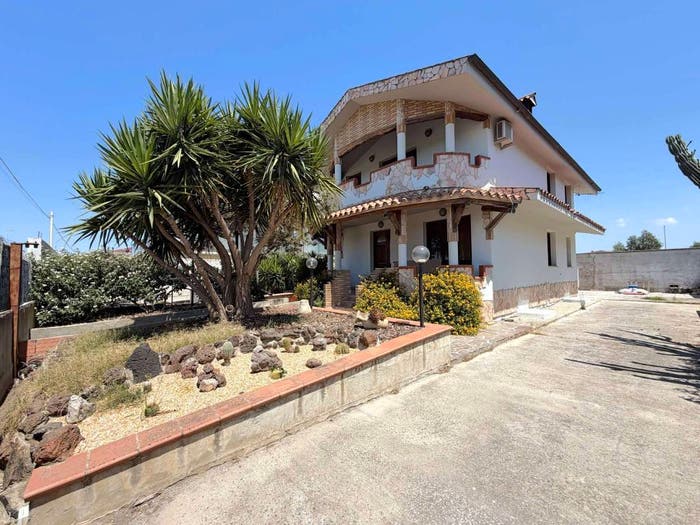 Casa quadrilocale in vendita in San Sperate
