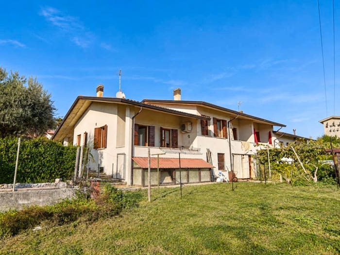 Casa quadrilocale in vendita in Via Molinetto, Crespano Del Grappa, Pieve del Grappa