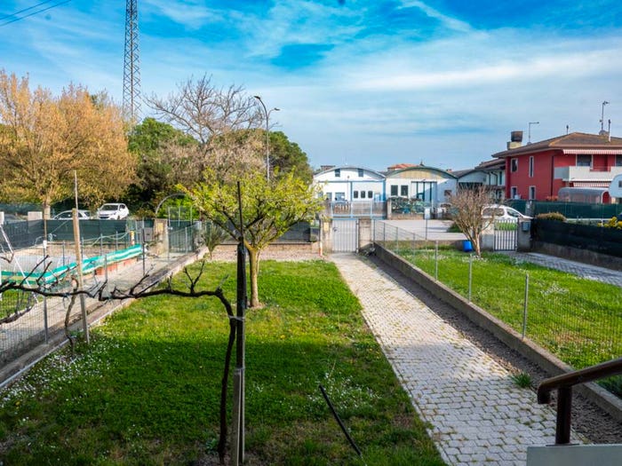 Casa quadrilocale in vendita in Via Virgilio, Torre Di Fine, Eraclea