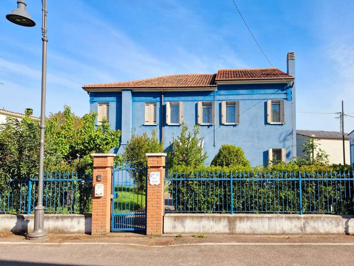 Casa con 5 locali in vendita in VIA ROMA, Carmignano, Sant'Urbano