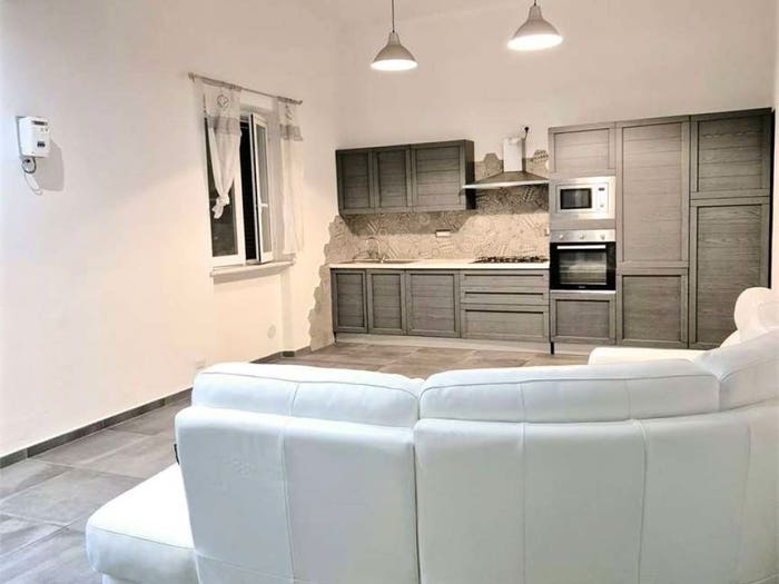 Casa con 5 locali in vendita in via felice cavallotti, Marina di Carrara, Carrara