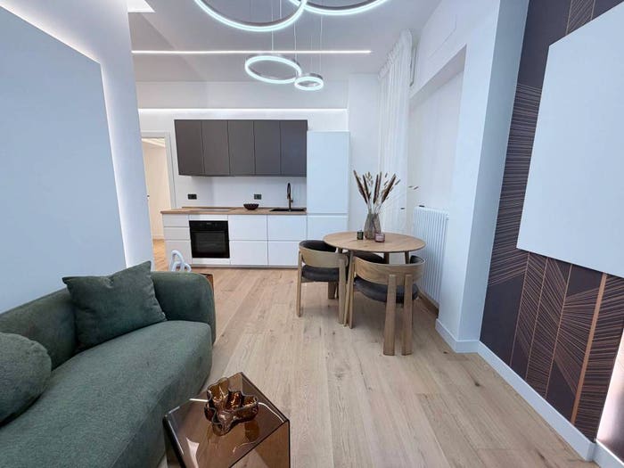 Appartamento trilocale in vendita in Via Ludovico da Viadana, Missori, Milano