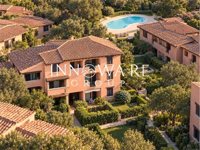 Appartamento trilocale in vendita in Via Punta Nuraghe snc, Porto Rotondo, Olbia