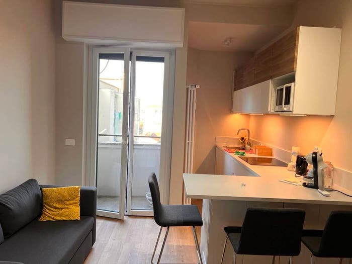 Appartamento bilocale in vendita in Viale Cassala, Navigli Darsena, Milano