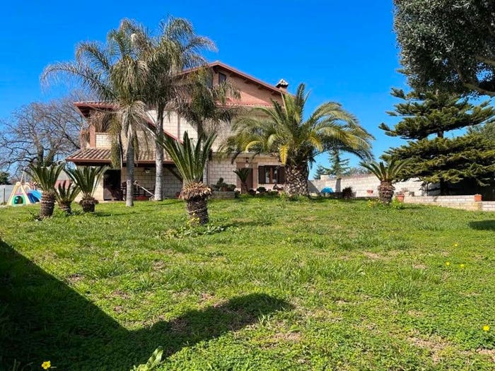 Casa con 6 locali in vendita in Nocelleto, Carinola