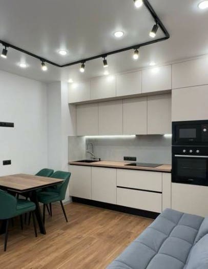Appartamento trilocale in vendita in Via Rosolino Pilo, Porta Venezia, Milano