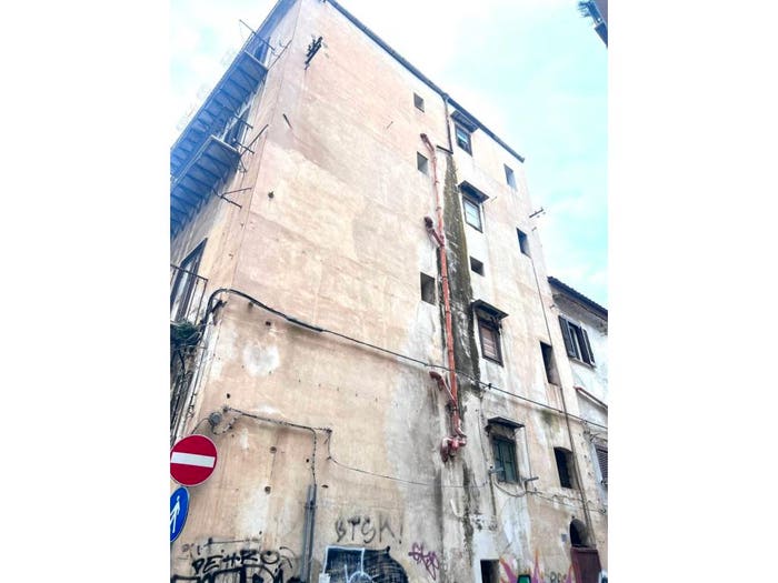 Casa con 6 locali in vendita in Via Valverde, Castellammare, Palermo