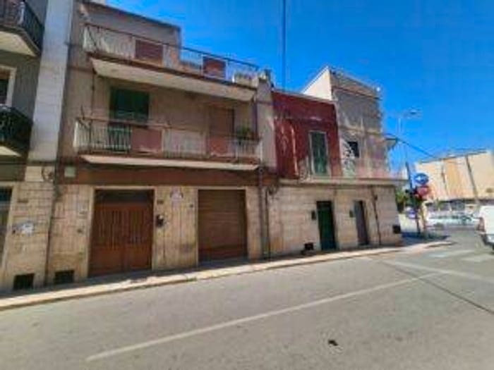 Casa quadrilocale in vendita in Via Giuseppe Garibaldi, San Giuseppe Artigiano Goito, Andria