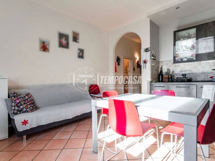 Appartamento quadrilocale in vendita in Via XX SETTEMBRE, Centro, Guanzate